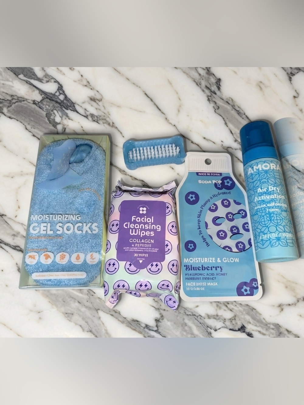 Blue Moisturizing Gel Socks & selfcare Set